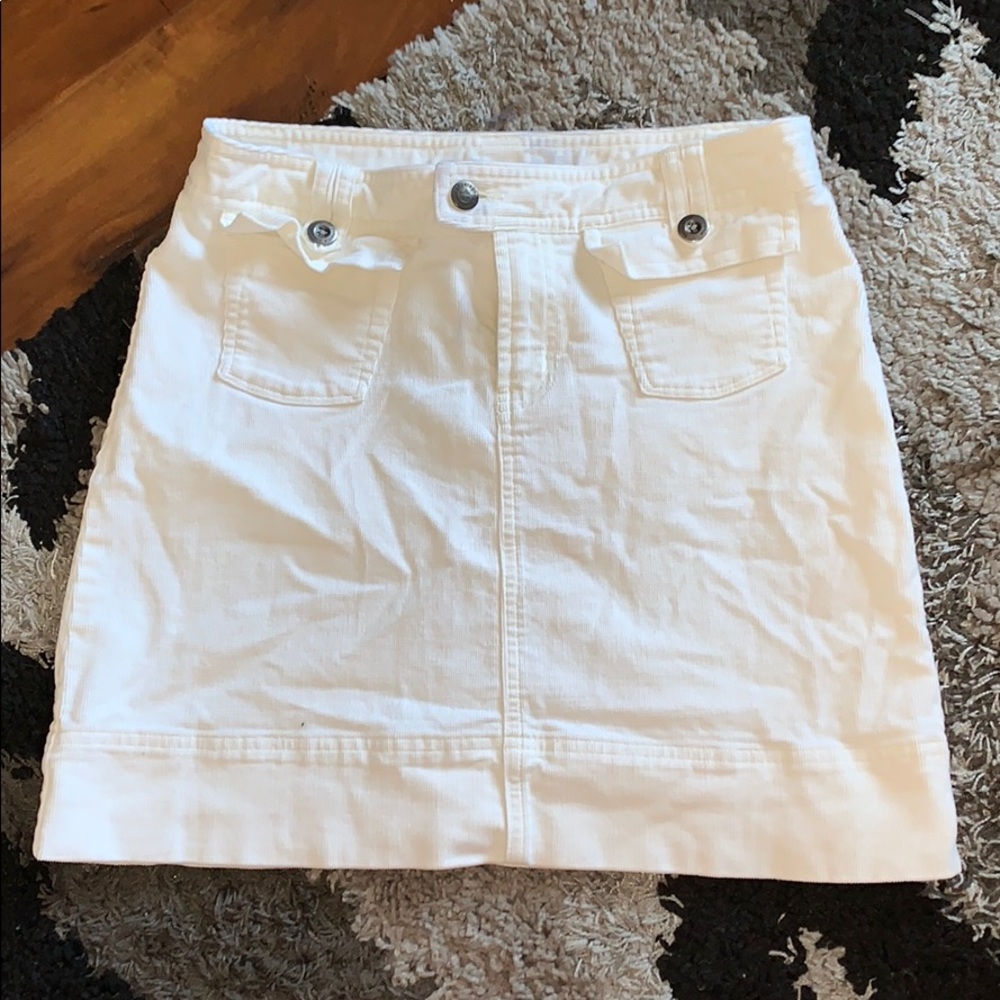 white patagonia corduroy skirt size 4